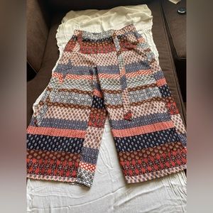 Wide leg / culottes Capri pants